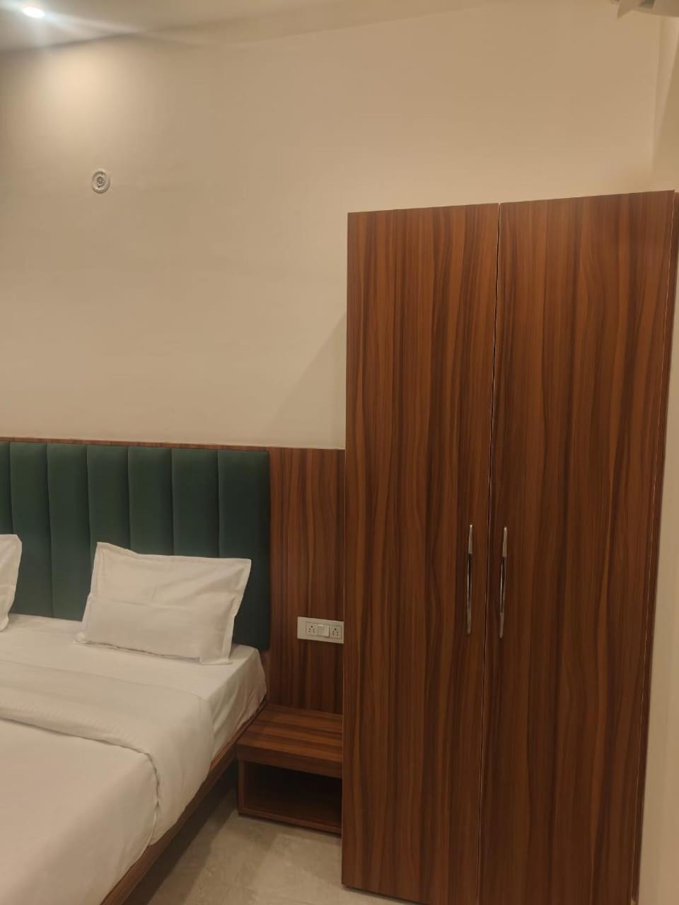 Aroma Resort רישיקש מראה חיצוני תמונה