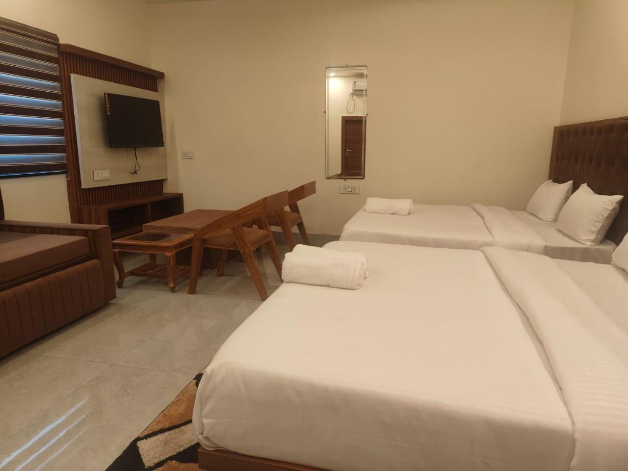 Aroma Resort רישיקש מראה חיצוני תמונה