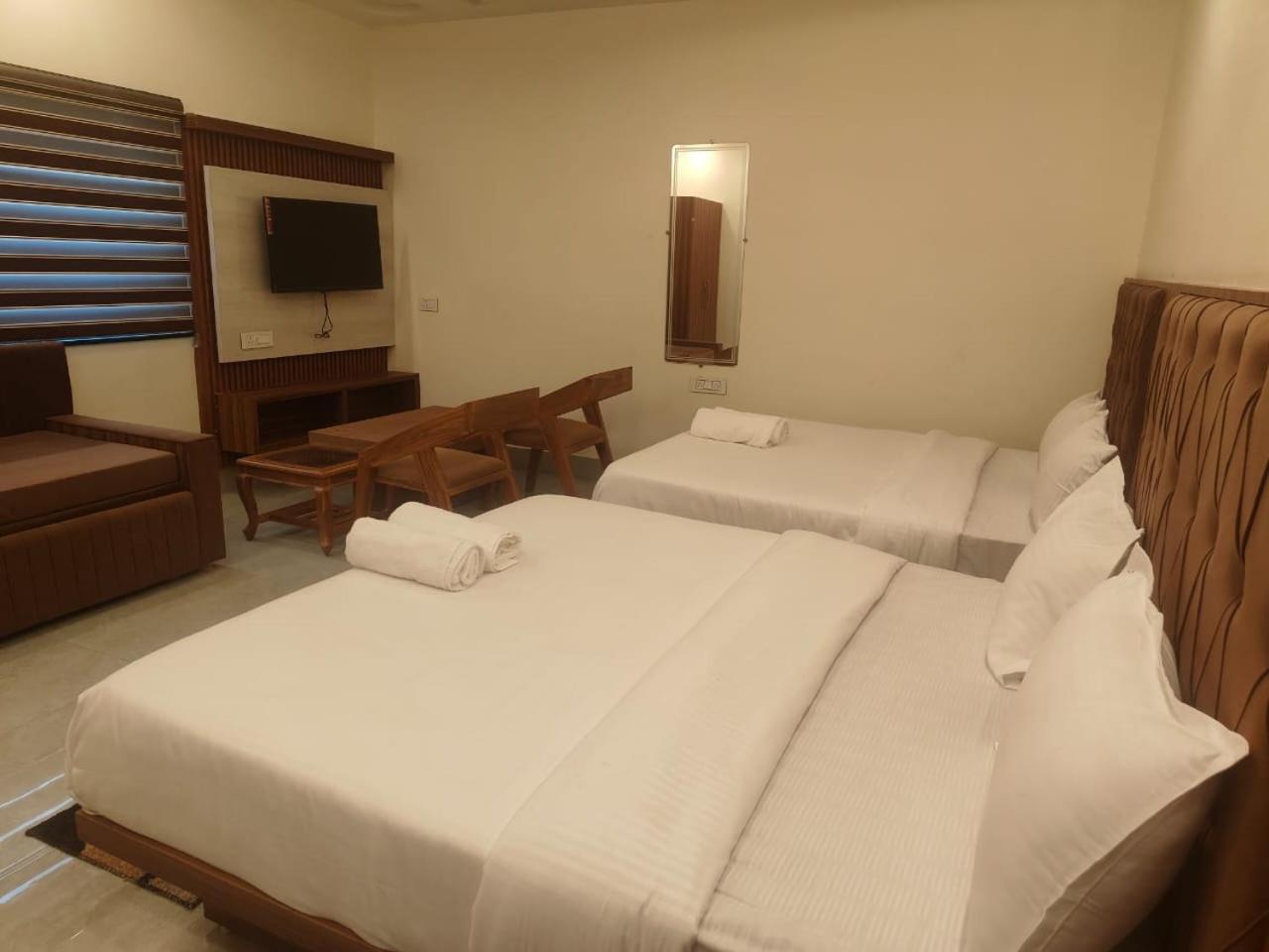 Aroma Resort רישיקש מראה חיצוני תמונה