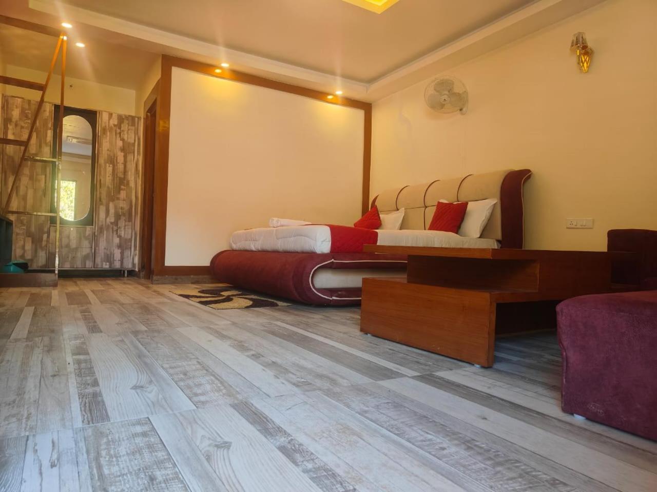 Aroma Resort רישיקש מראה חיצוני תמונה
